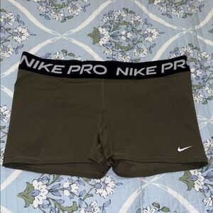 Nike Pro Women's Dark Green